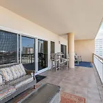 Harbor Landing 203B - Spacious Condo With Views Of The Harbor And Gulf