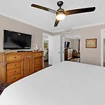 Updated Sixth Floor Gulf Front Property With Washer And Dryer