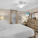 Pavilion Palms 104C By Newman-Dailey