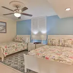 Dolphin Point 402C - 2Br Updated Condo With Harbor And Gulf Views