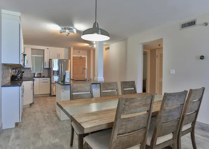 Destin On The Gulf 604 - Updated Gulf Front Sixth Floor Condo