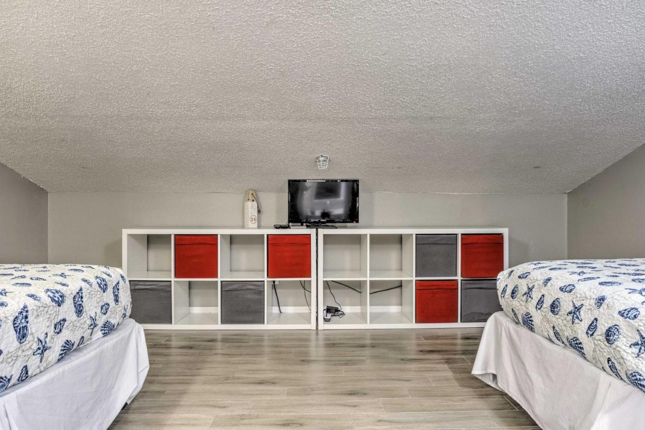Well-appointed Family On Miramar Beach!