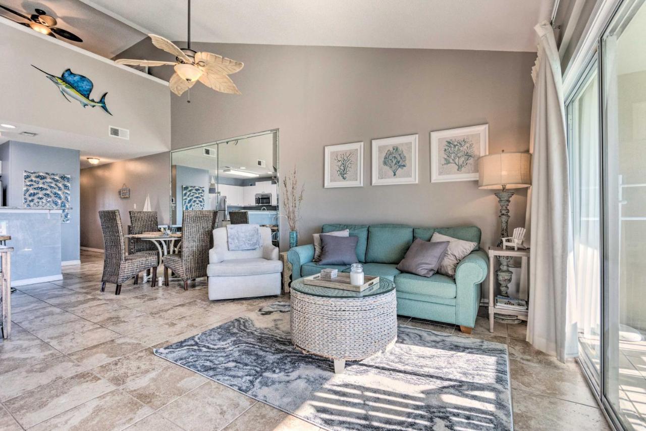 Well-appointed Family On Miramar Beach! Apartment