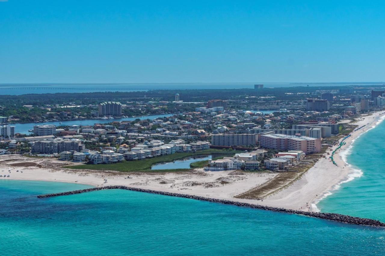 The Islander 302 Apartment