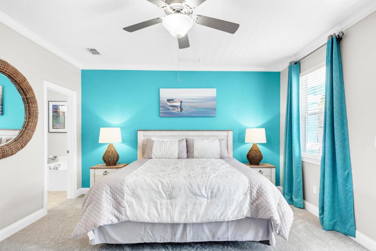 Turquoise Waters * Destin