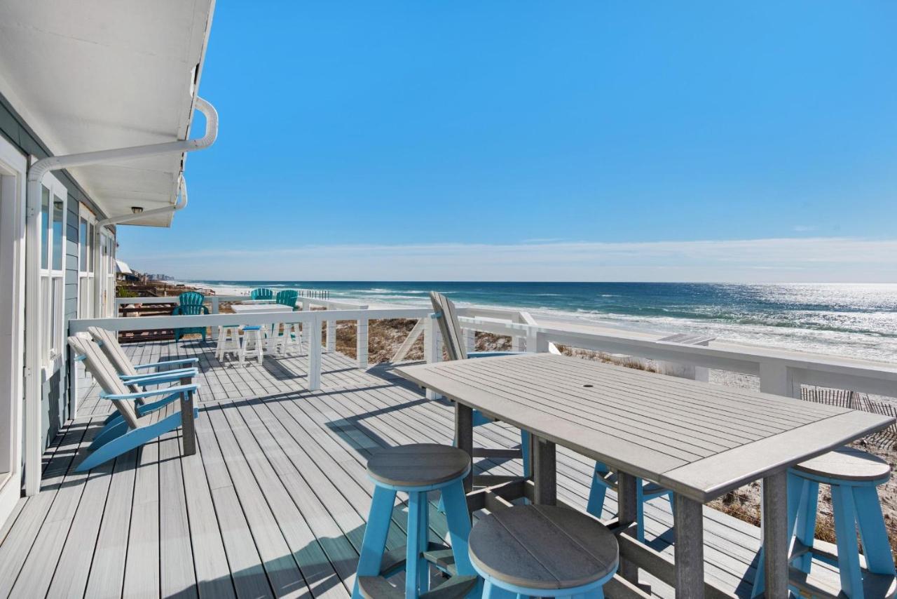 Crystal Breeze Holiday home *
