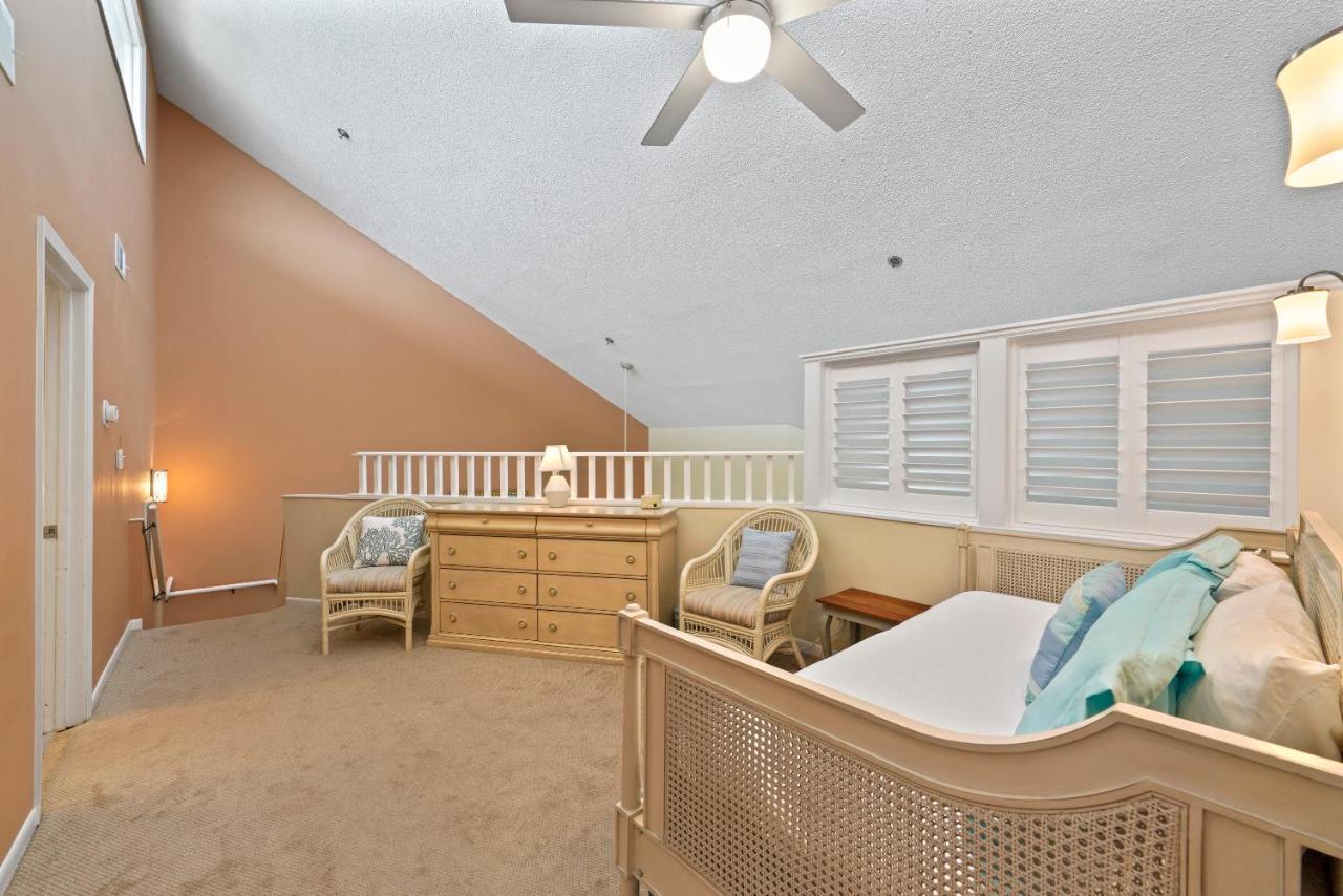 Cabana Club 401 Holiday home