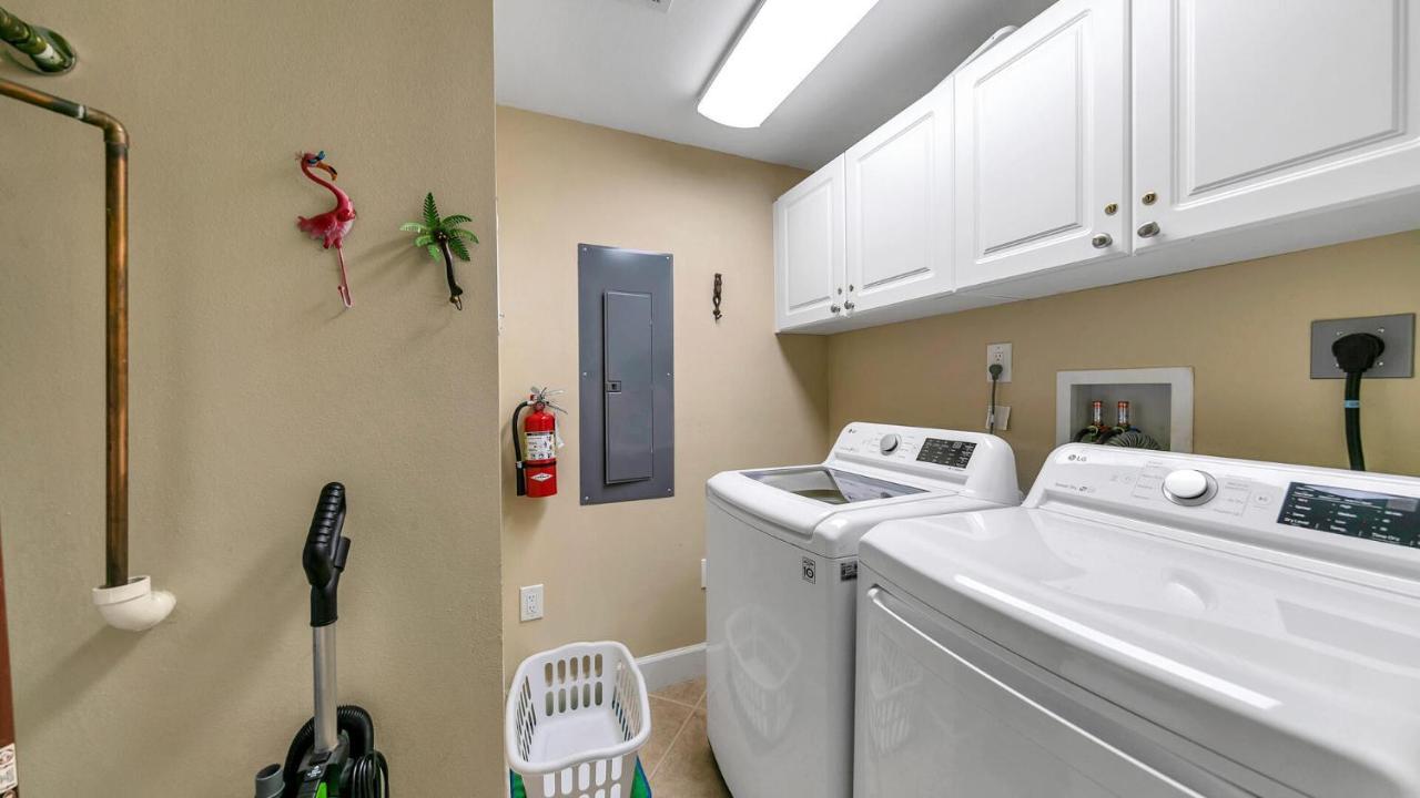 Harbor Landing 203b - Spacious With Views Of The Harbor And Gulf Holiday home *
