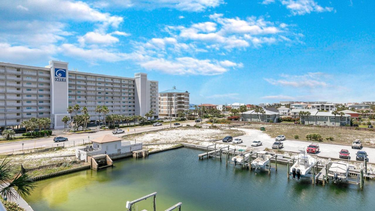 Harbor Landing 203b - Spacious With Views Of The Harbor And Gulf