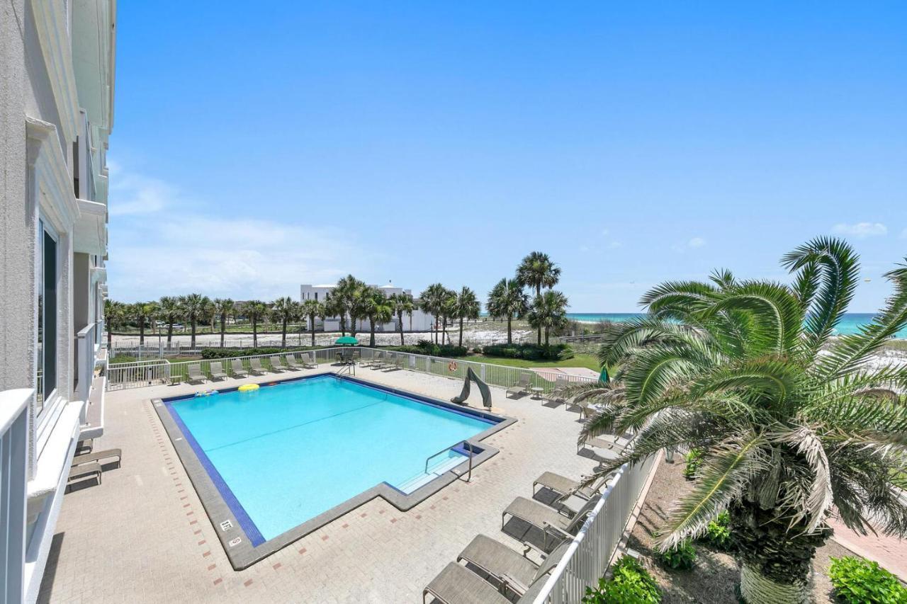 On The Gulf 205 - Updated Gulf Front With Free Service Holiday home *