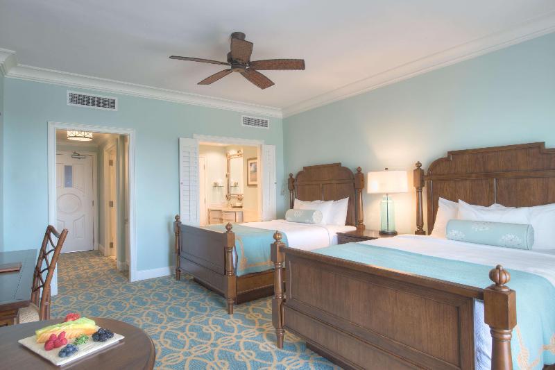 Resort The Henderson, A Salamander &