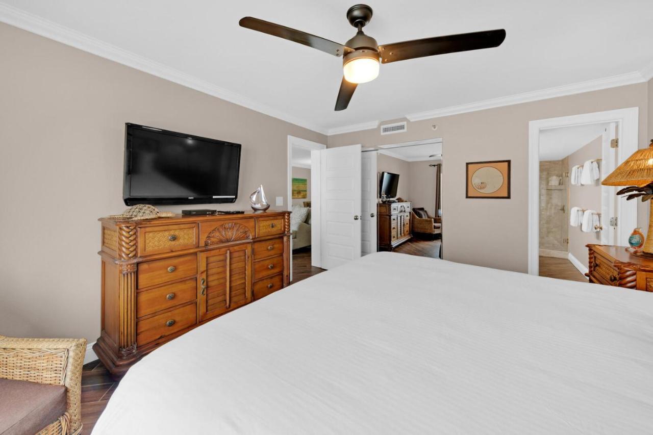 Holiday home Updated Sixth Floor Gulf Front With Washer And Dryer Destin