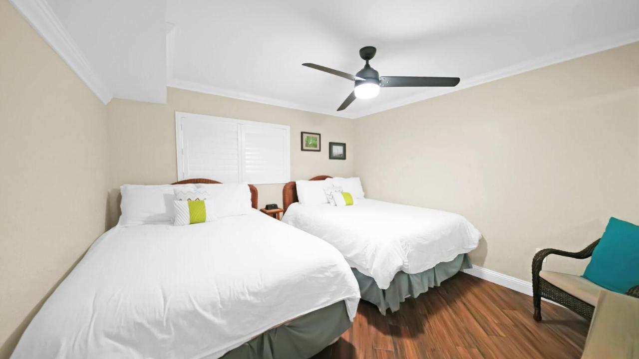 Holiday home Updated Sixth Floor Gulf Front With Washer And Dryer *