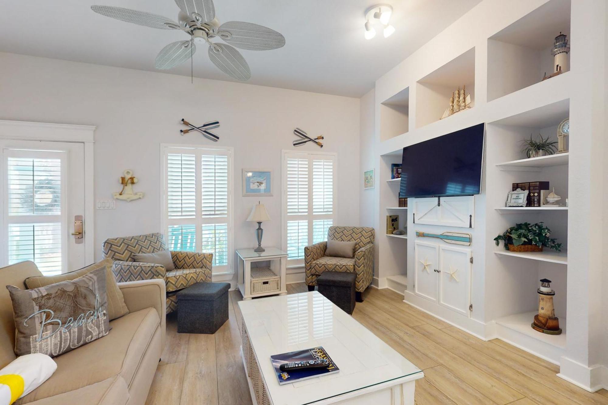 Cotton Candy Holiday home Destin