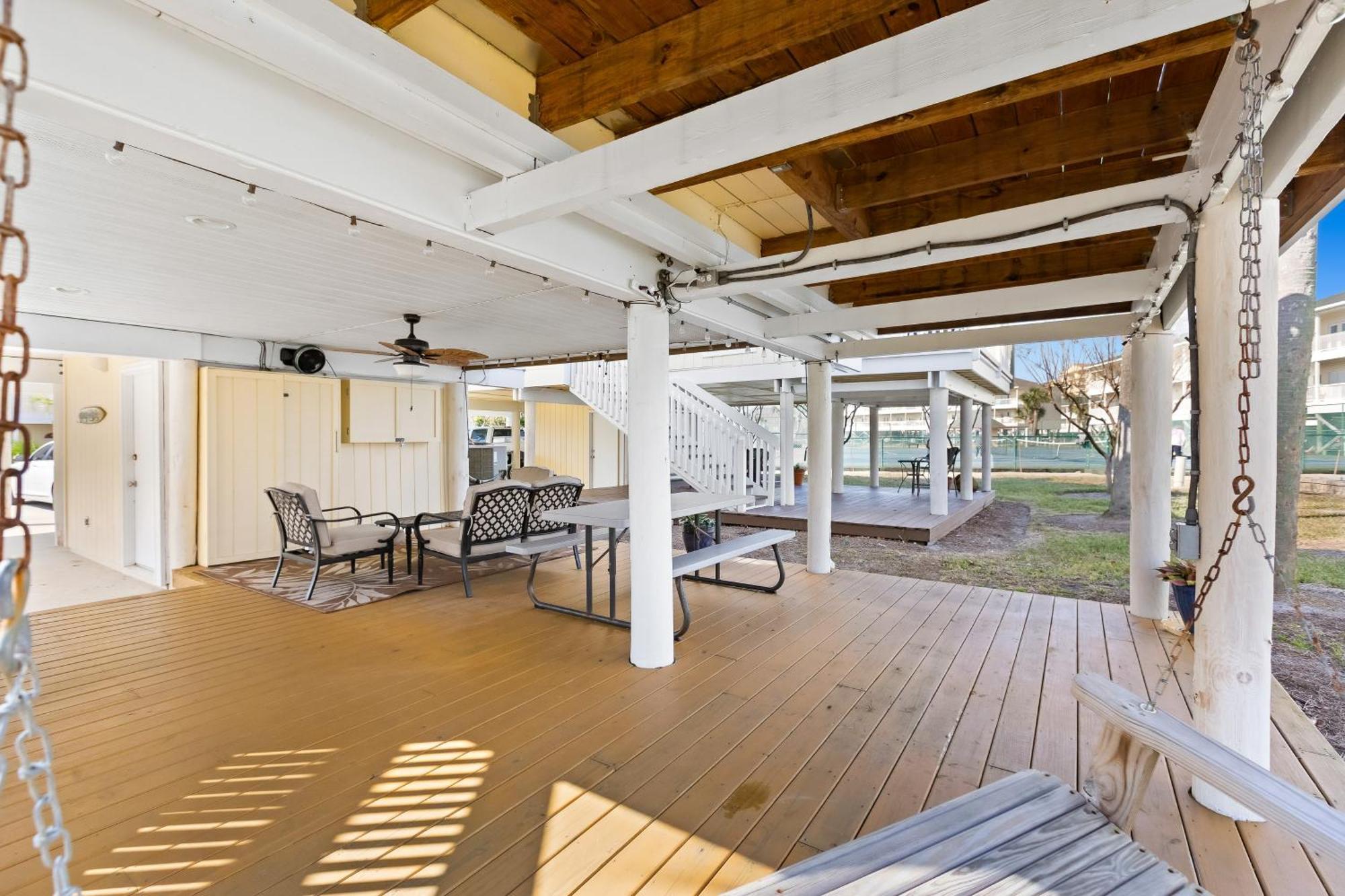​sandpiper Cove *