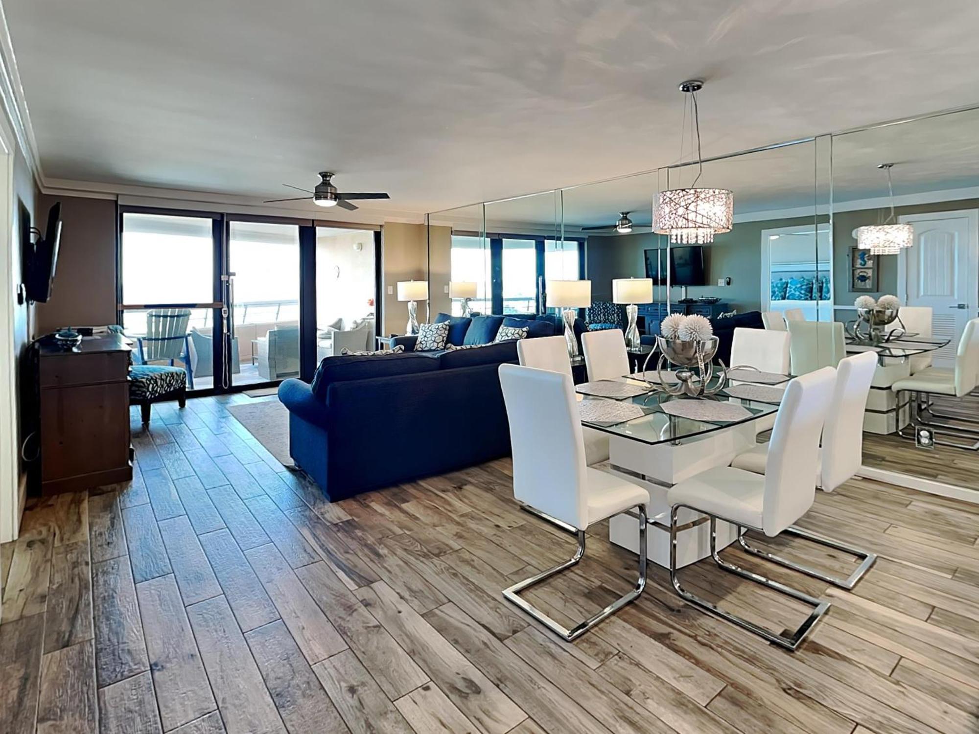 Edgewater 810 Apartment *