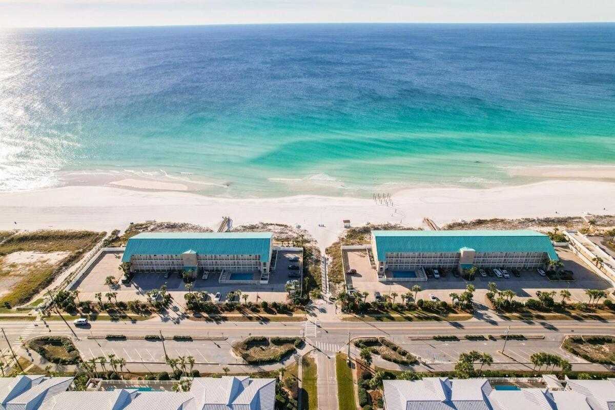 Crystal Sands 110a Apartment