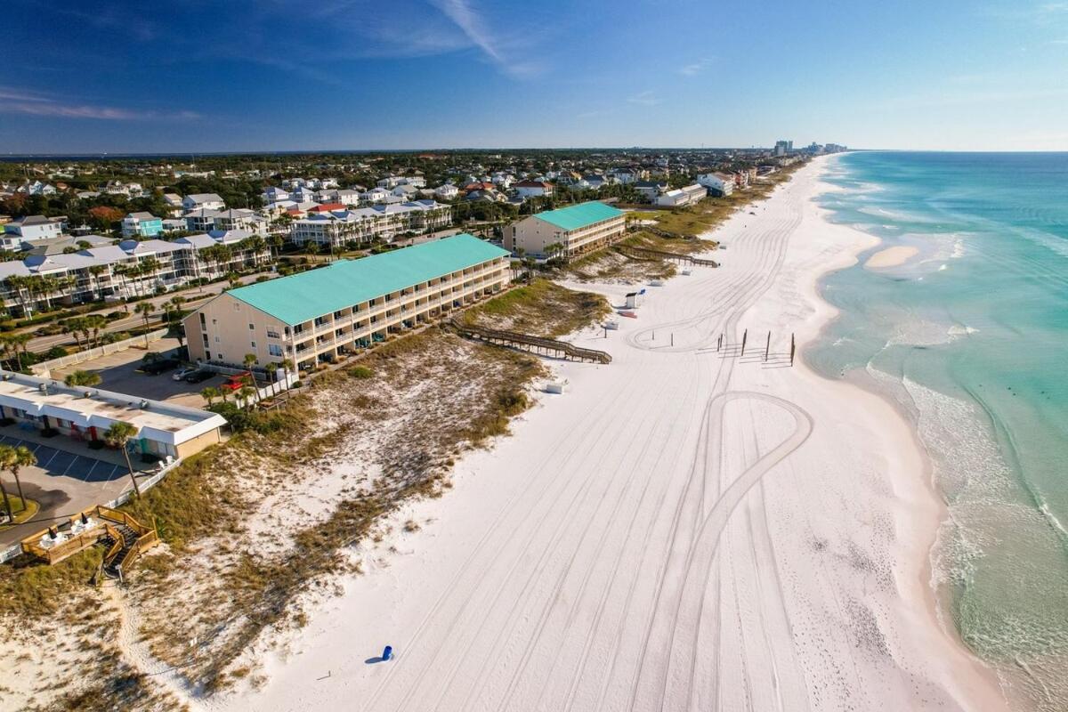 Crystal Sands 110a Apartment