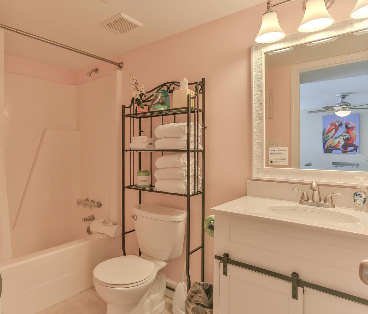 Dolphin Point 402c - 2br Updated With Harbor And Gulf Views