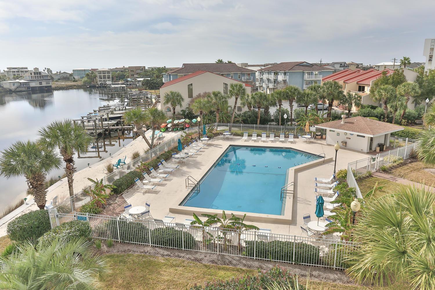 Dolphin Point 402c - 2br Updated With Harbor And Gulf Views