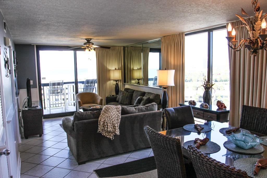 Sundestin 818 Holiday home *
