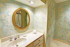 Shoreline Towers By Isle 3* Destin