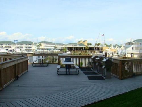Harbor Landing By Isle Hotel 4*