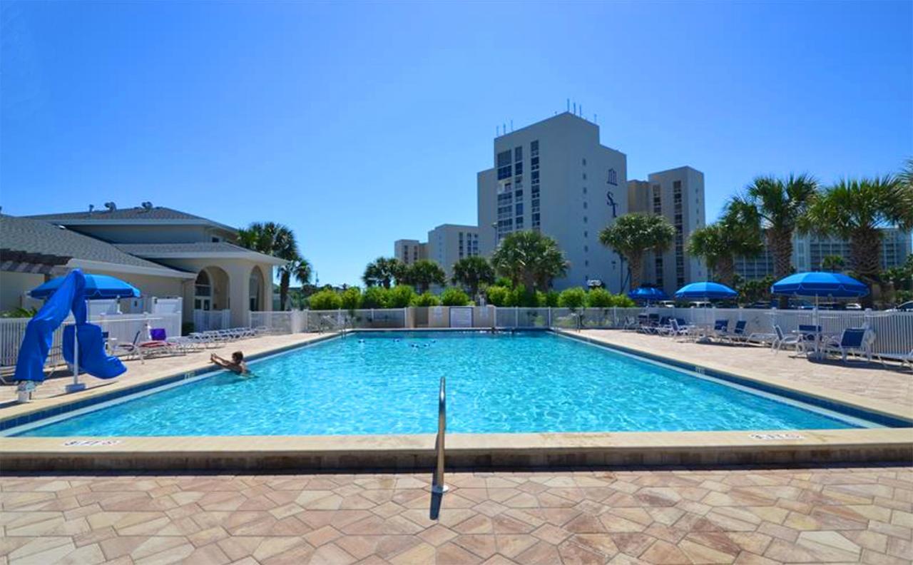 Shoreline Towers 3061 Apartment *