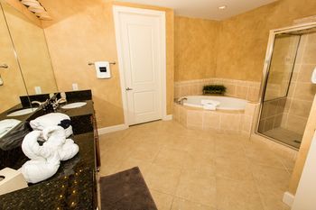 Harbor Landing By Isle 4*