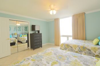 Shoreline Towers By Isle 3* Destin