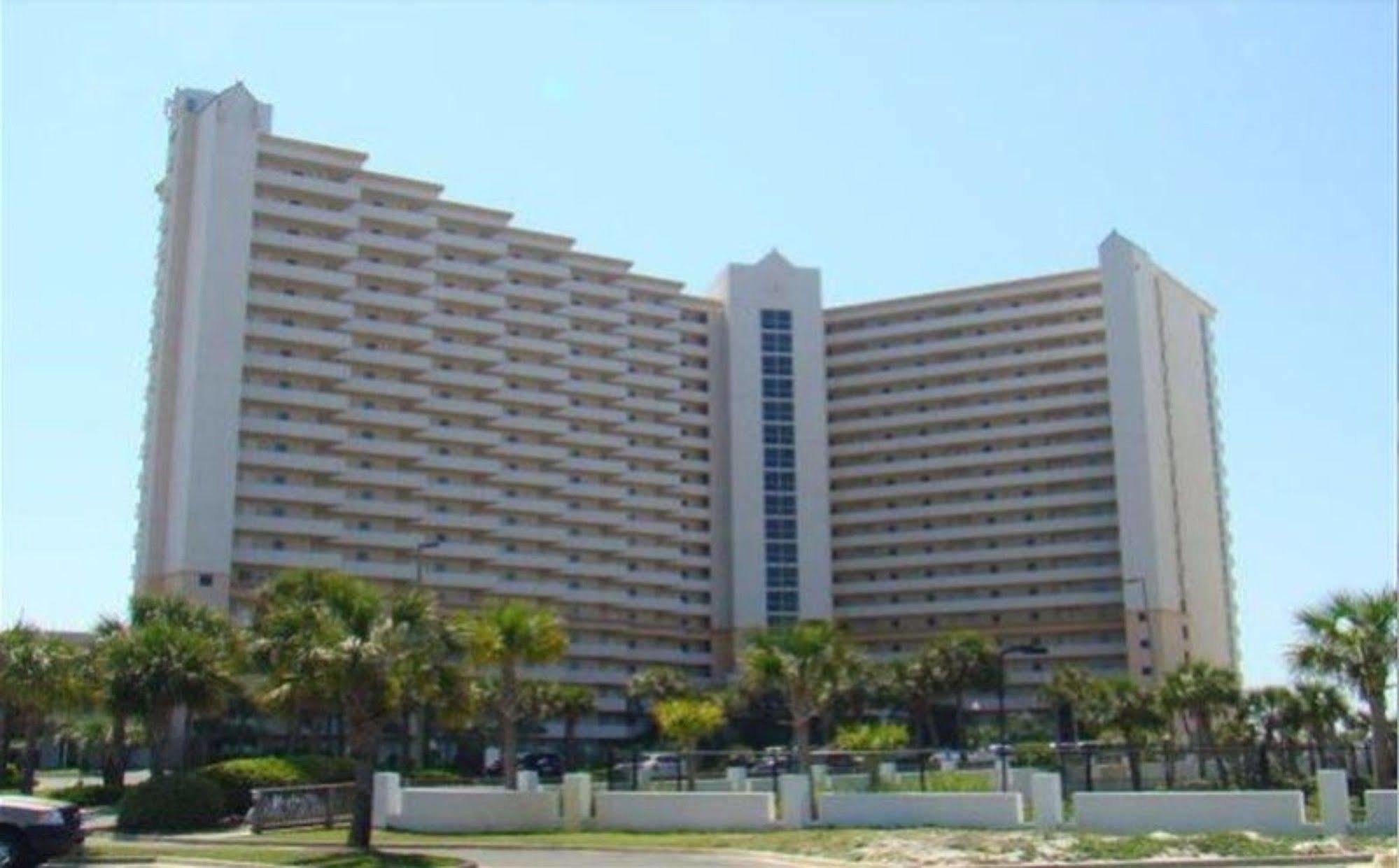 Aparthotel Pelican - Getaways By Cls
