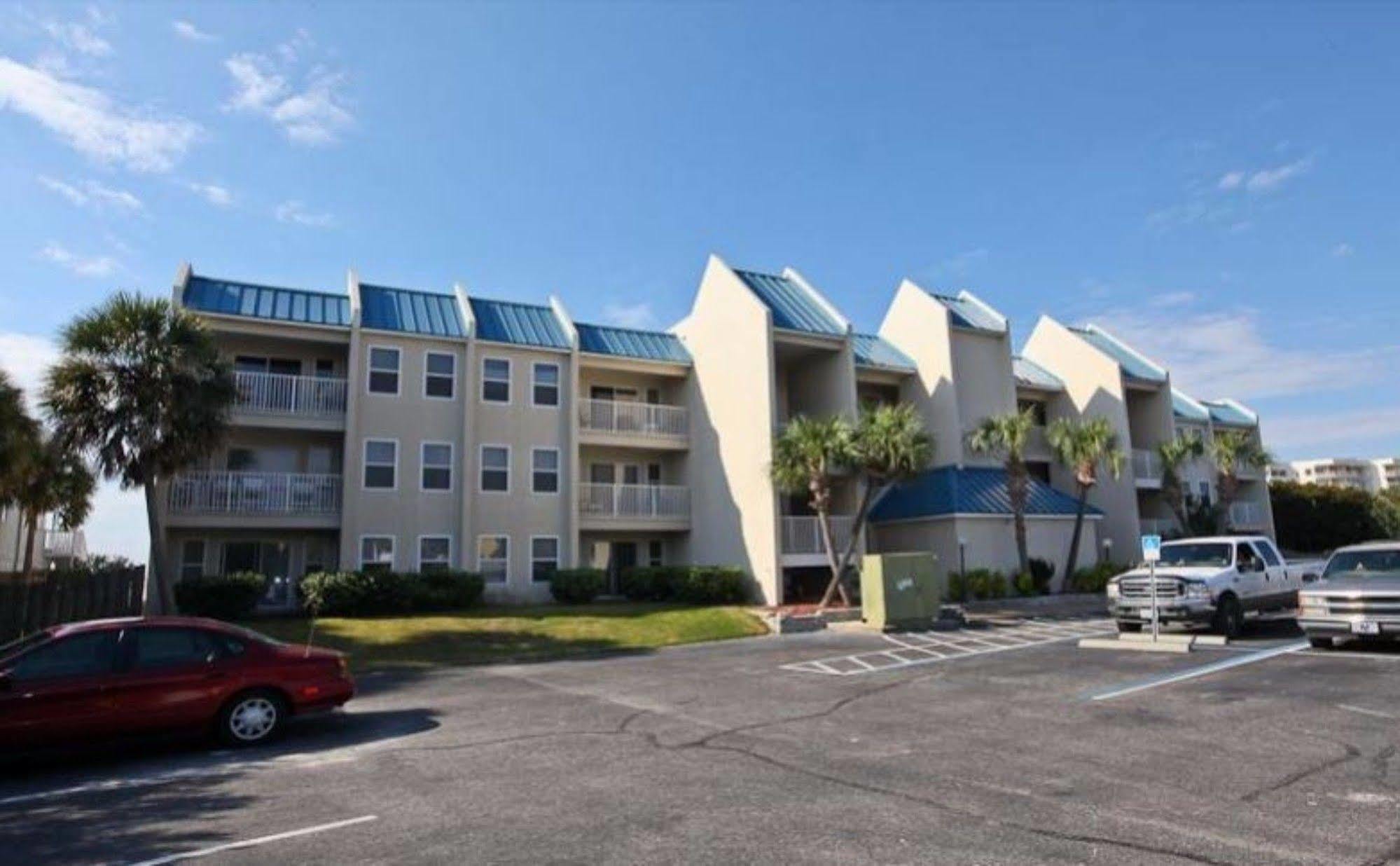 Poolside By Isle Hotel Destin