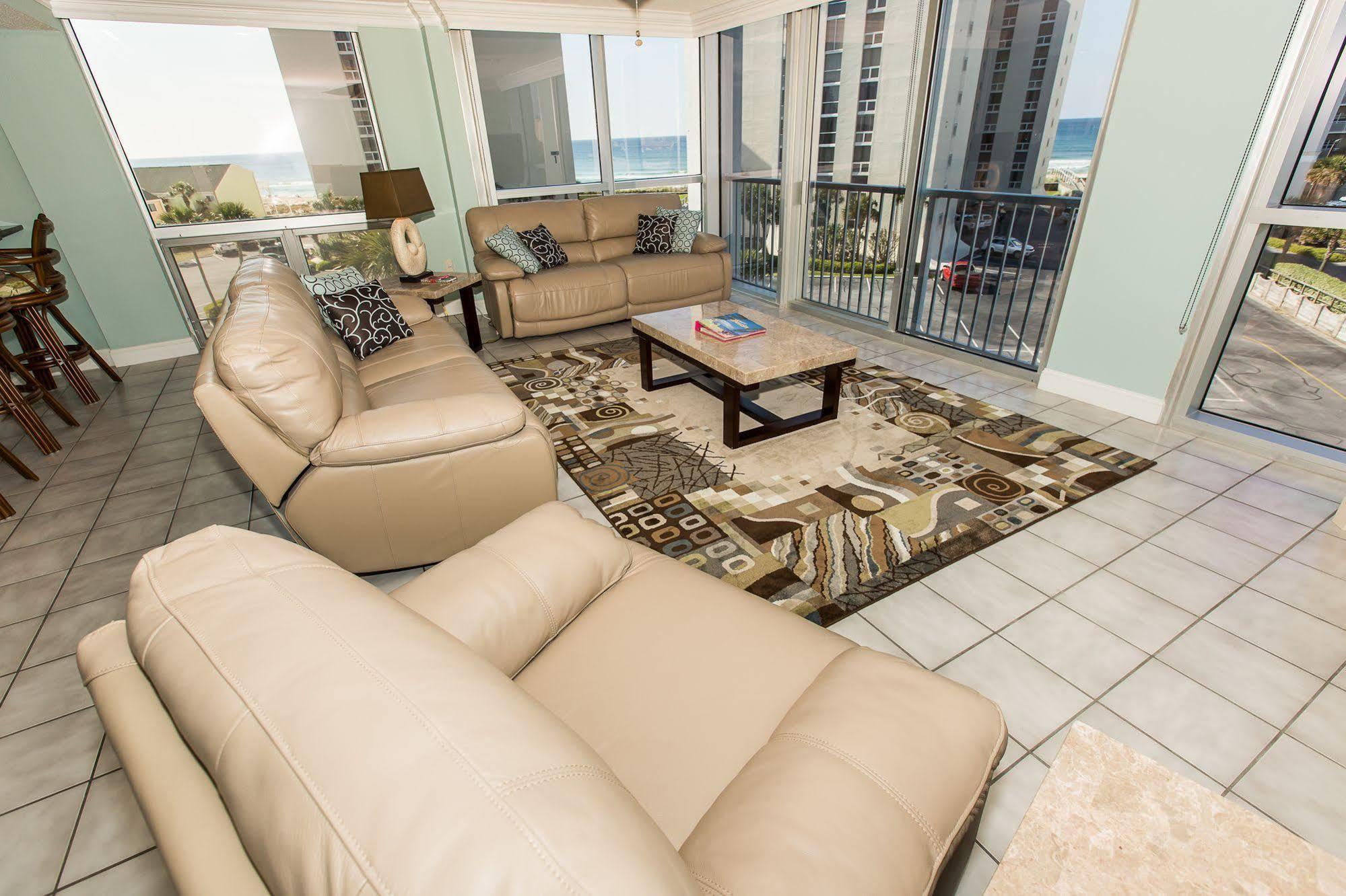 Shoreline Towers By Isle Hotel Destin