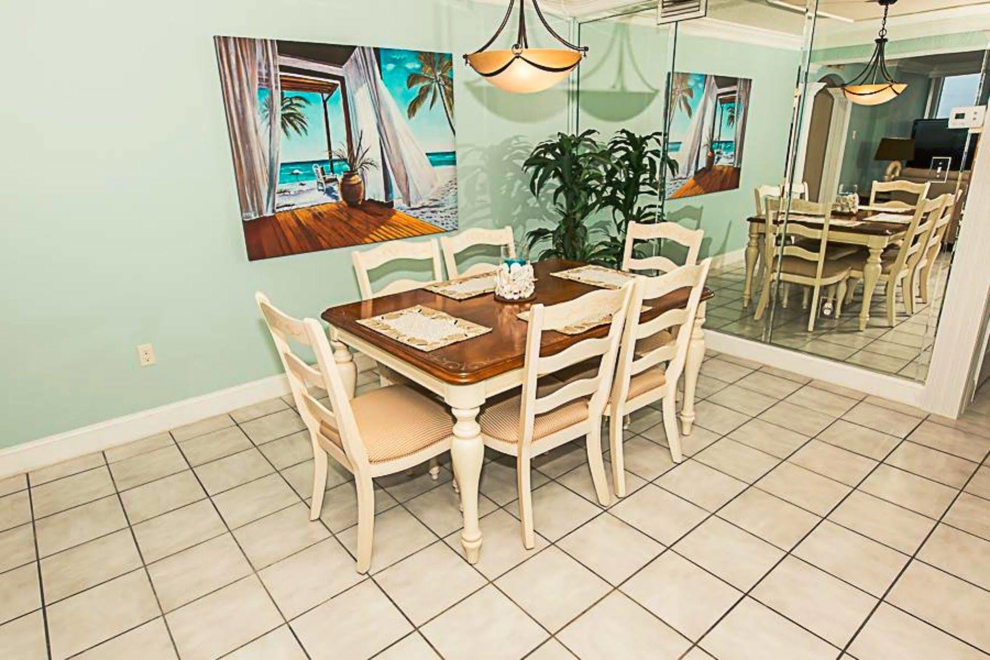 Shoreline Towers By Isle Hotel Destin