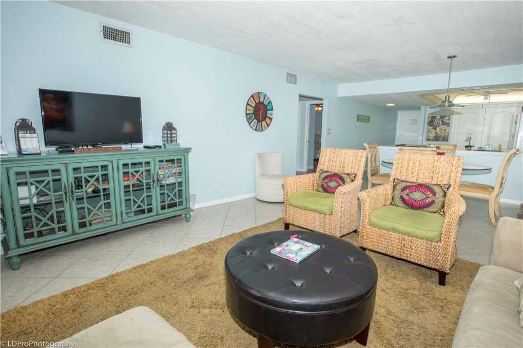 Shoreline Towers By Isle 3* Destin