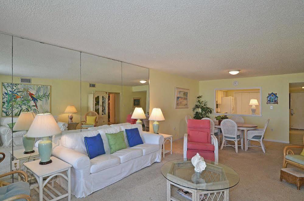 Shoreline Towers By Isle Hotel 3*