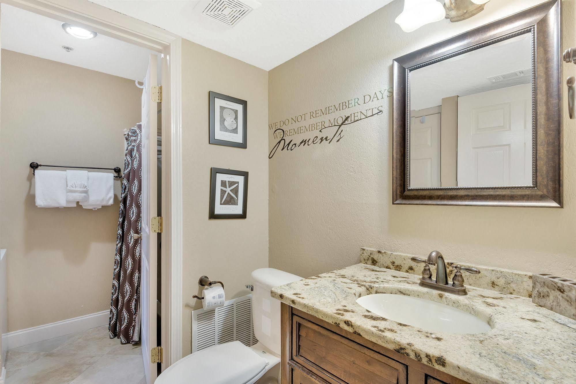 Apartment Crystal Sands