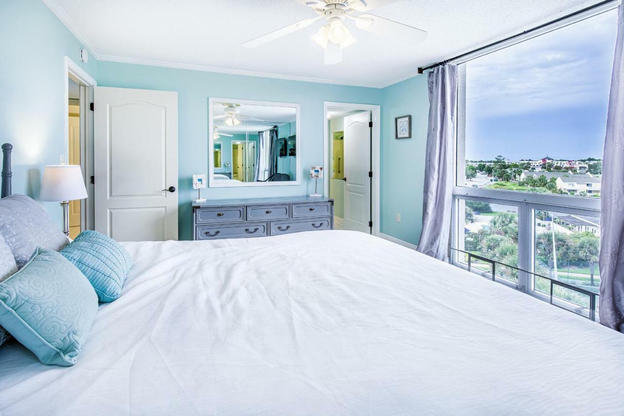 Apartment Shoreline Towers 3061