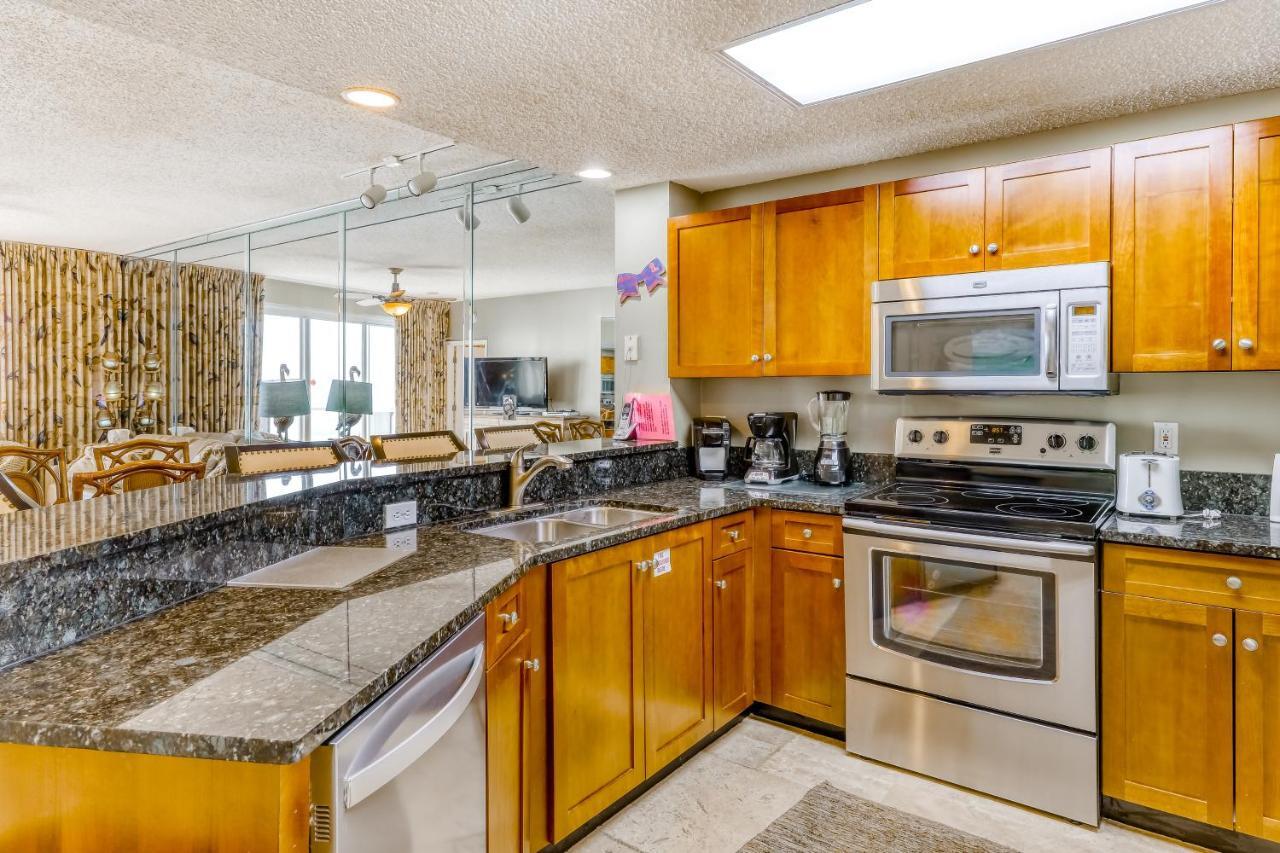 Sterling Sands 406