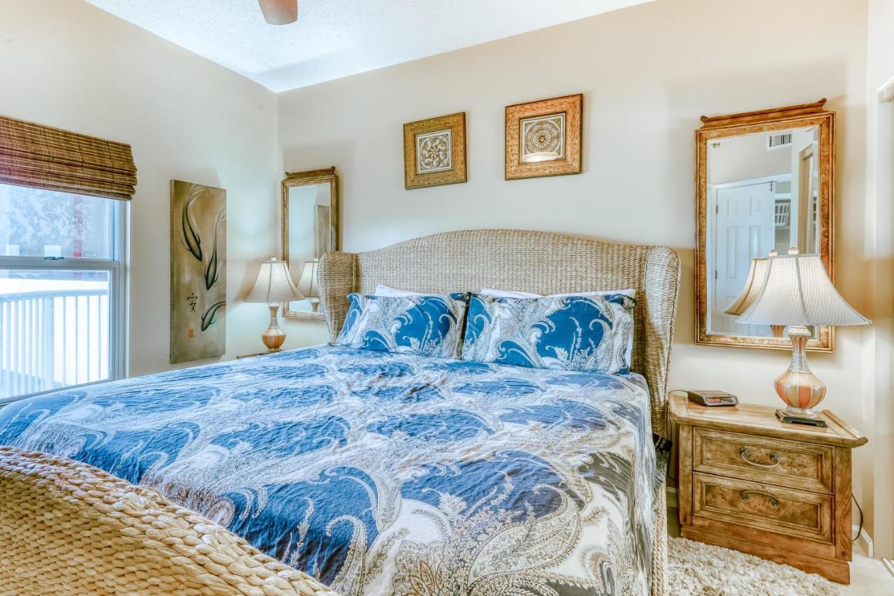 Sterling Sands 406