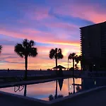 Getaways At Destin Holiday Beach Resort