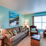 Destin Townhome With Balcony - Walk To The Beach!