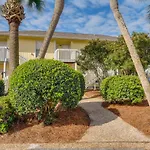 Canalfront Condo With Pool - Walk To Destin Beach!