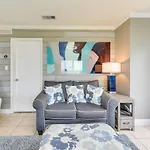 Vibrant Family Condo 100 Feet To Private Beach!