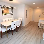 Sleeps 8 - Renovated Beachfront Condo At Westwinds, Sandestin With Gulf Views, Private Beach Access