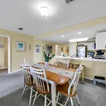 Amalfi Coast 113B - Steps From The Beach 2Bd 2Ba