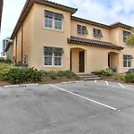 Playa Blanca - Steps To The Beach Sleeps 14 Has Community Pool