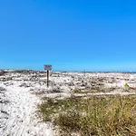 Poolside Villas 106 - Updated Beachfront Condo On Holiday Isle In Destin