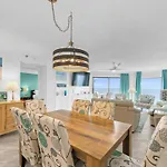 Inlet Reef 607 - Beach Front And Spacious With Free Beach Service