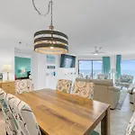 Inlet Reef 607 - Beach Front And Spacious With Free Beach Service